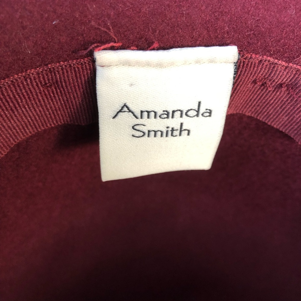 Amanda Smith Burgundy 100% Wool Hat - Picture 4 of 4
